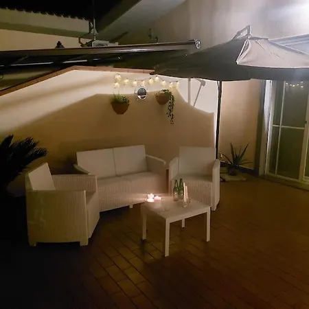 Carrie's - Roma Apartment Fiumicino
